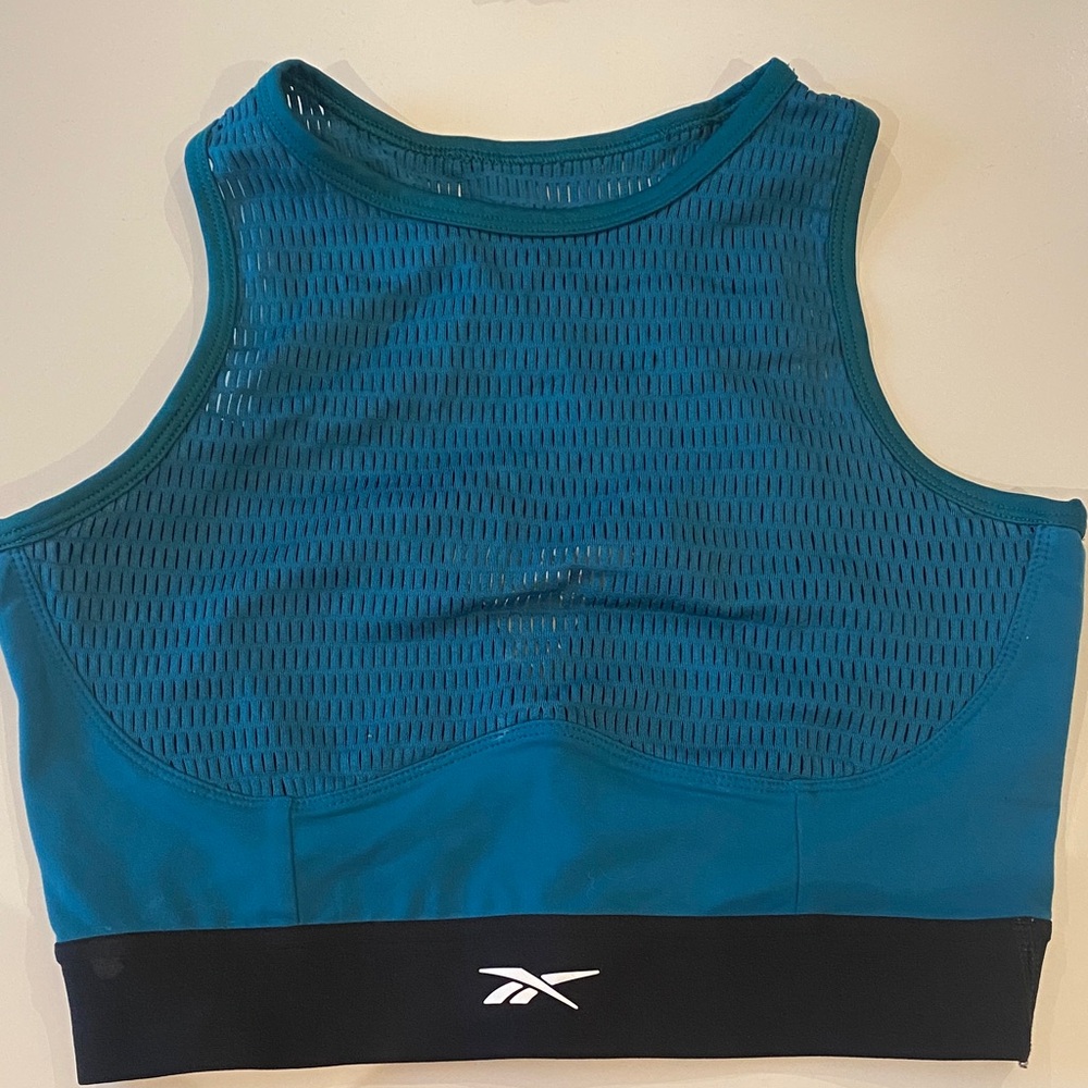 3 for 15$ group 
Reebok Teal Mesh Sports Top